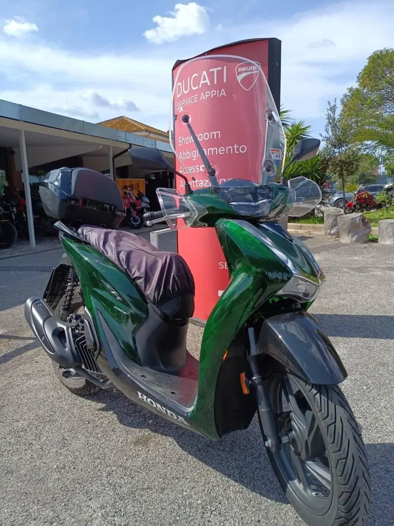 Honda SH 150i Vetro (2024 - 25) (3)