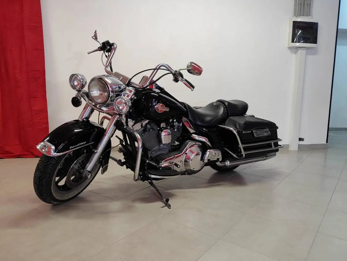 Harley-Davidson 1450 Electra Glide Standard (2001 - 03) - FLHT