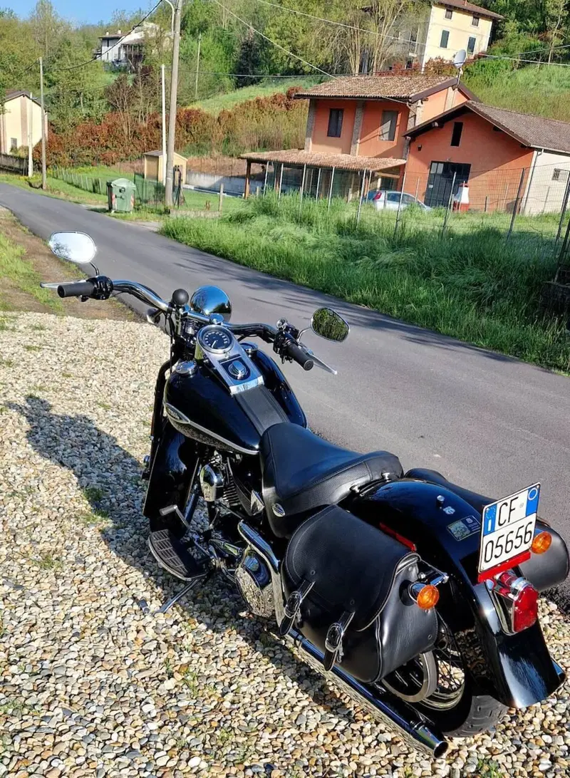 Harley-Davidson 1450 Heritage Springer Classic (2005 - 07) - FLSTSC (4)