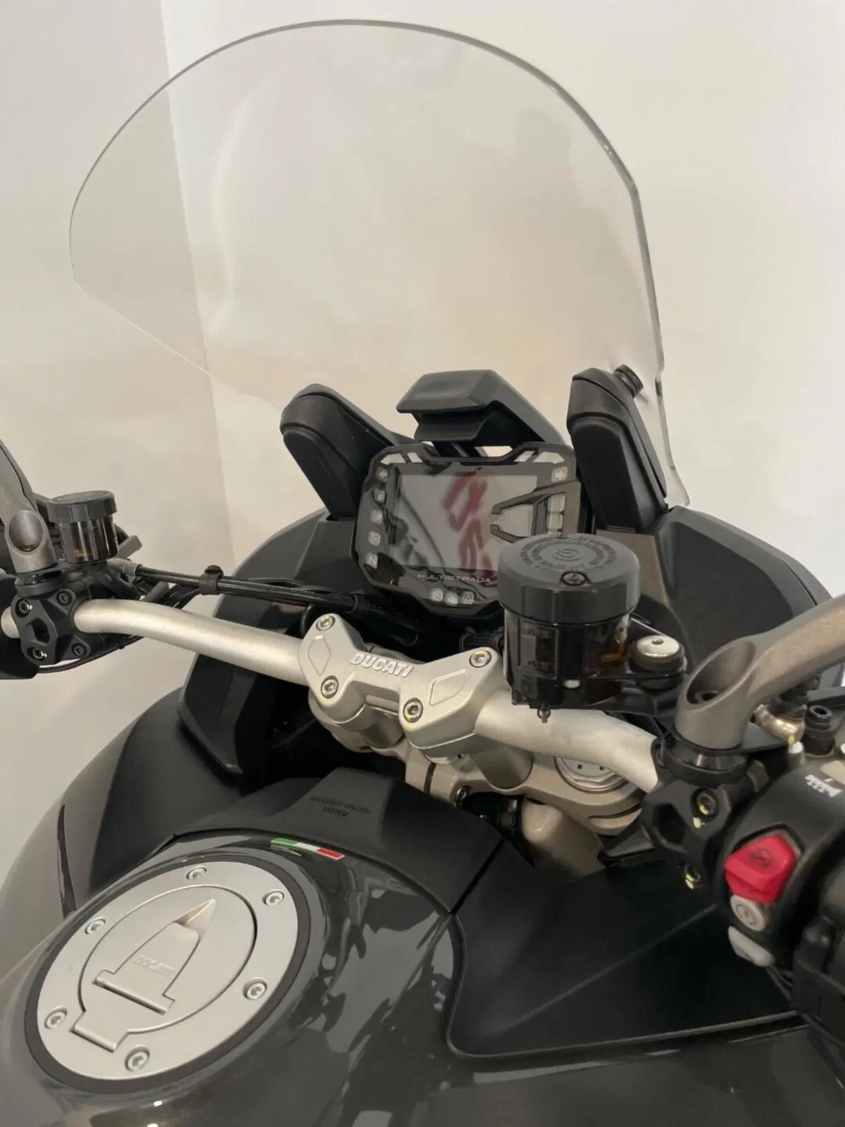 Ducati Multistrada V2 S (2022 - 24) (5)