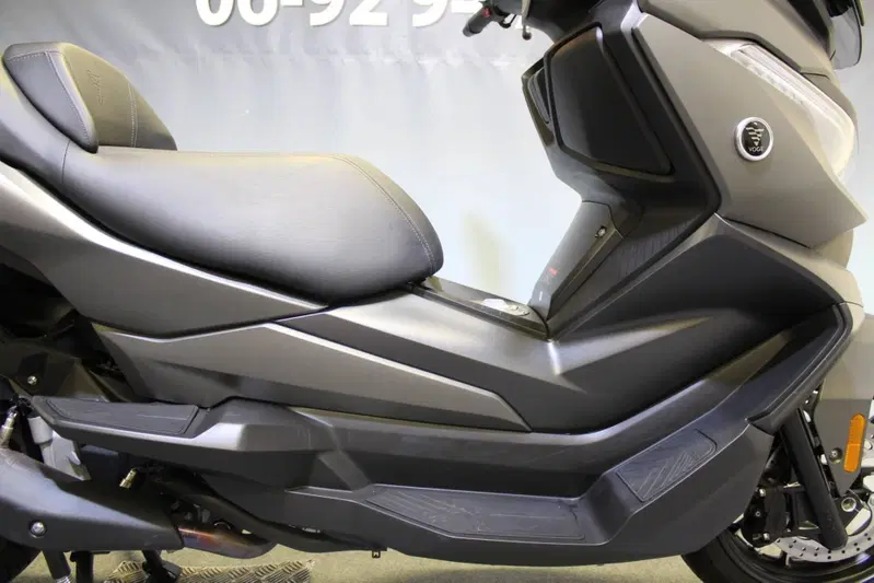 Voge Sfida SR4 MAX (2024 - 26) (10)