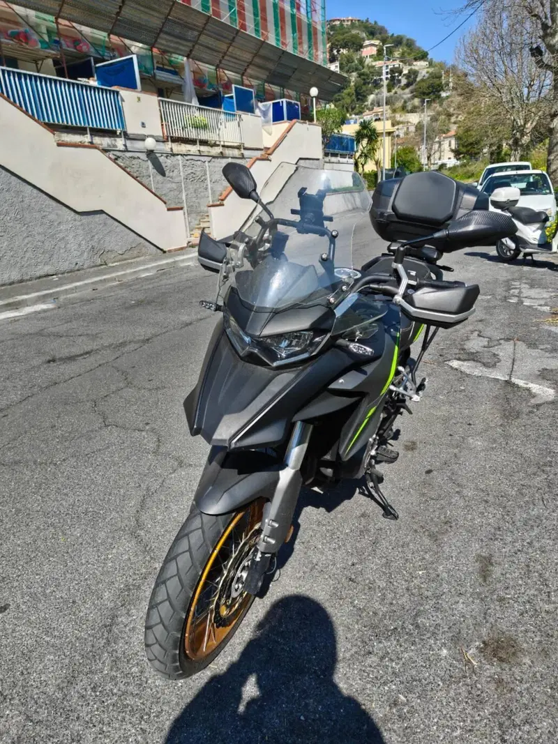 QJ Motor SRT 700 X (2024 - 25)
