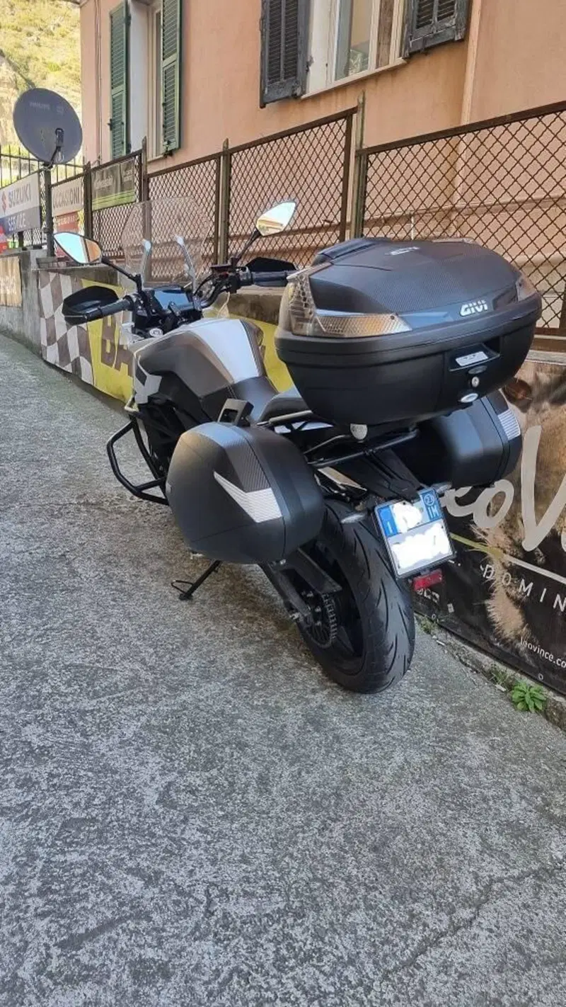 CFMOTO 650MT (2021 - 24) (4)