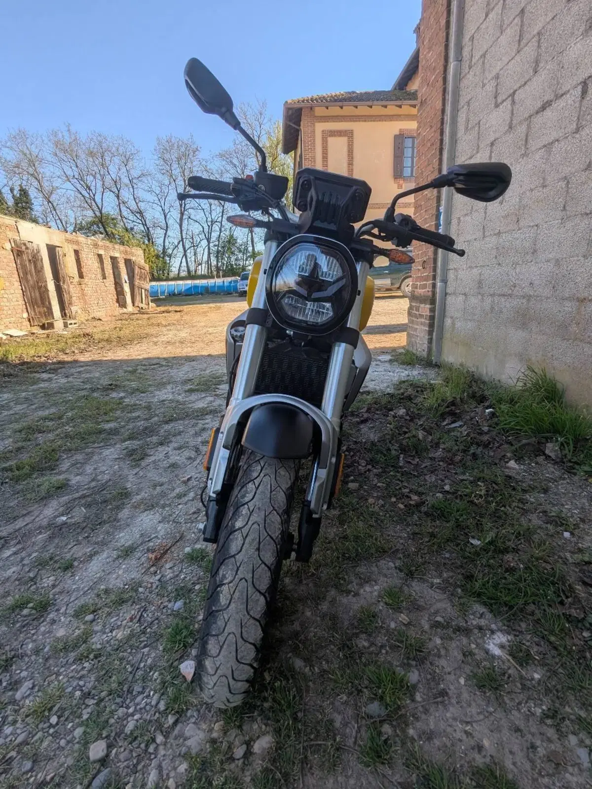 Voge Trofeo 350AC (2022 - 26) (3)