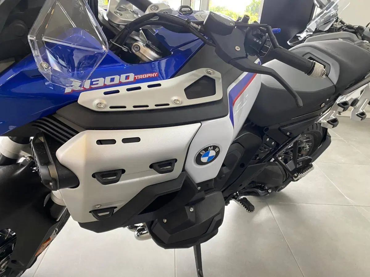 Bmw R 1300 GS Adventure Trophy (2025 - 26) (7)