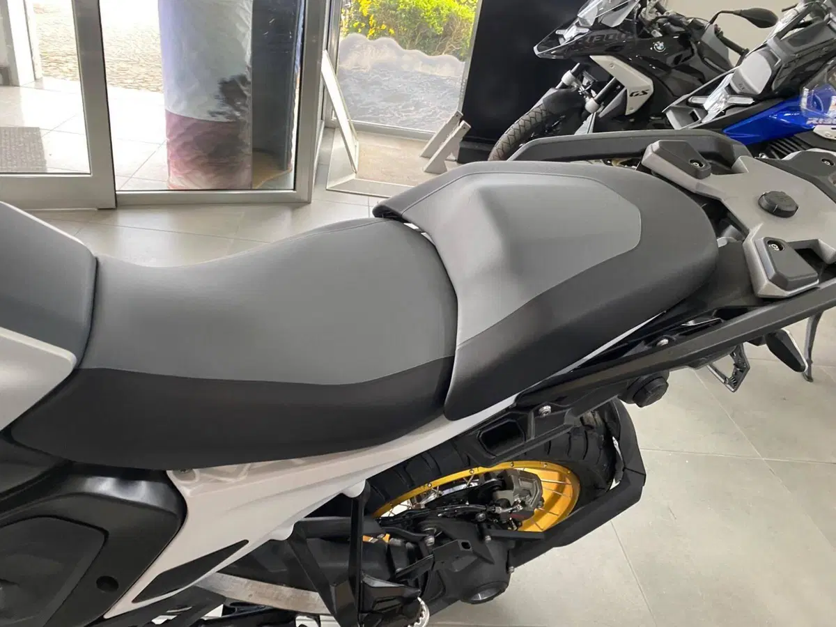 Bmw R 1300 GS (2023 - 26) (5)