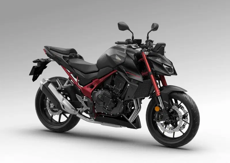 Honda CB 750 Hornet (2025) (2)