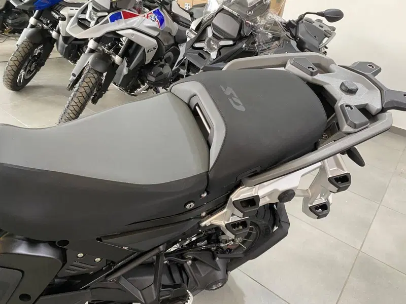 Bmw R 1300 GS Adventure Trophy (2025 - 26) (7)
