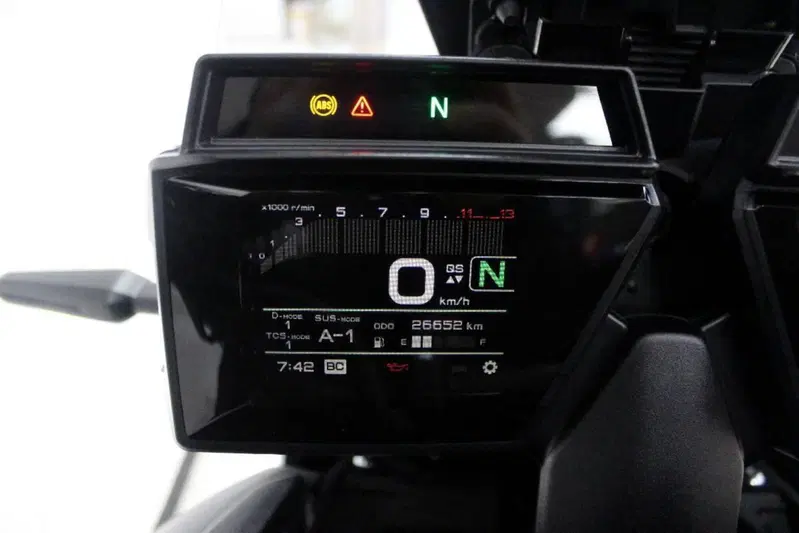 Yamaha Tracer 9 GT (2021 - 24) (8)