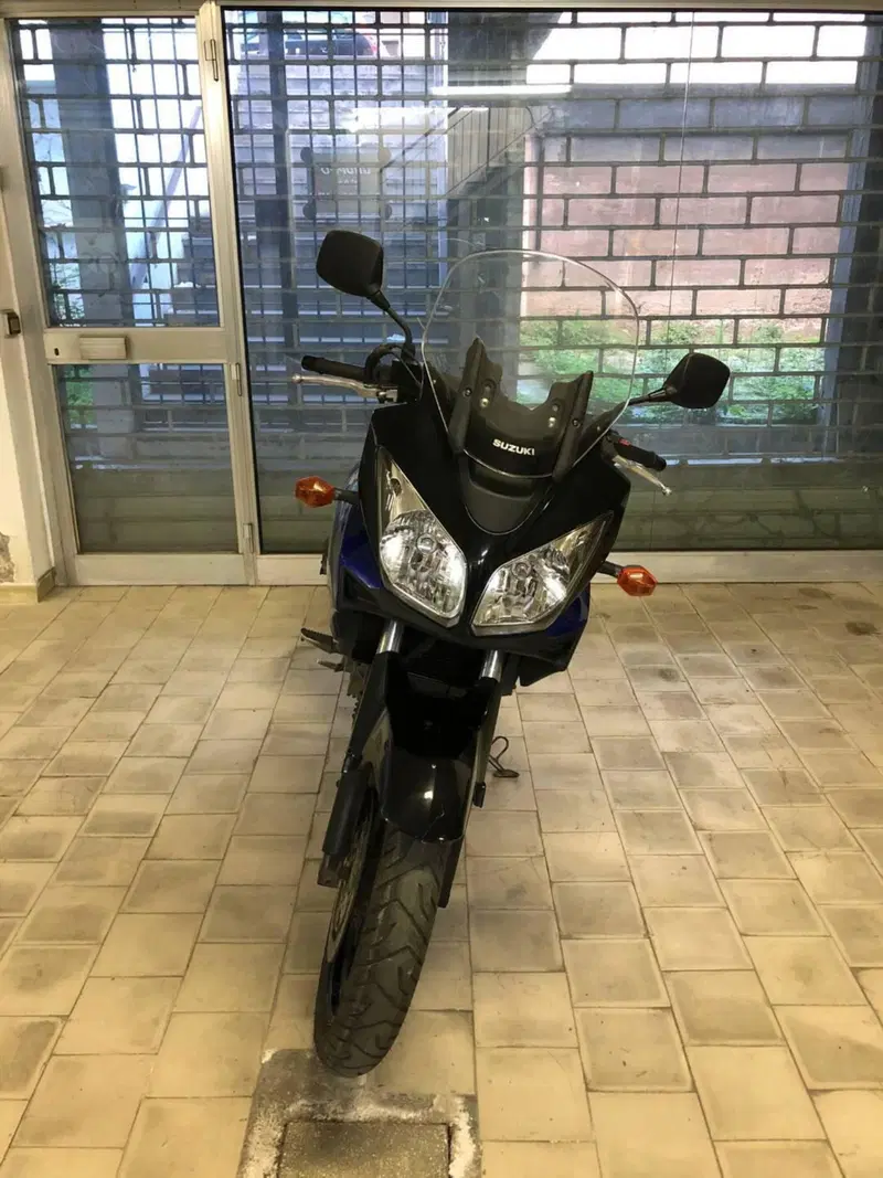 Suzuki V-Strom 650DL (2004 - 06) (2)