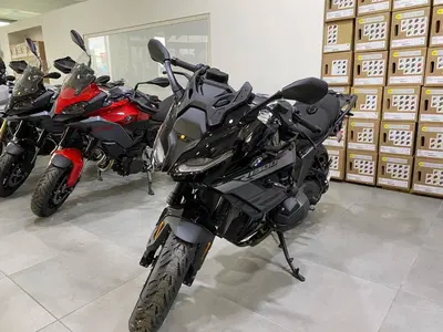 Bmw R 1300 RS (2026) nuova