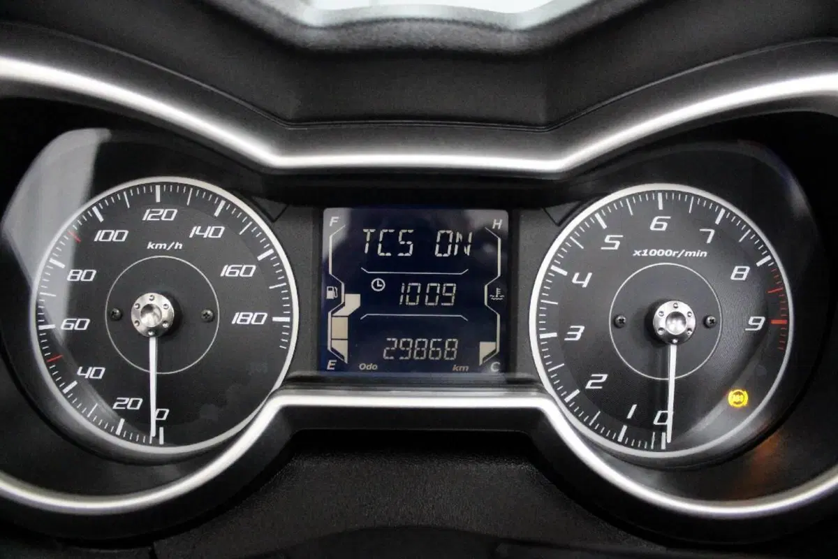 Yamaha X-Max 400 ABS (2017 - 20) (6)