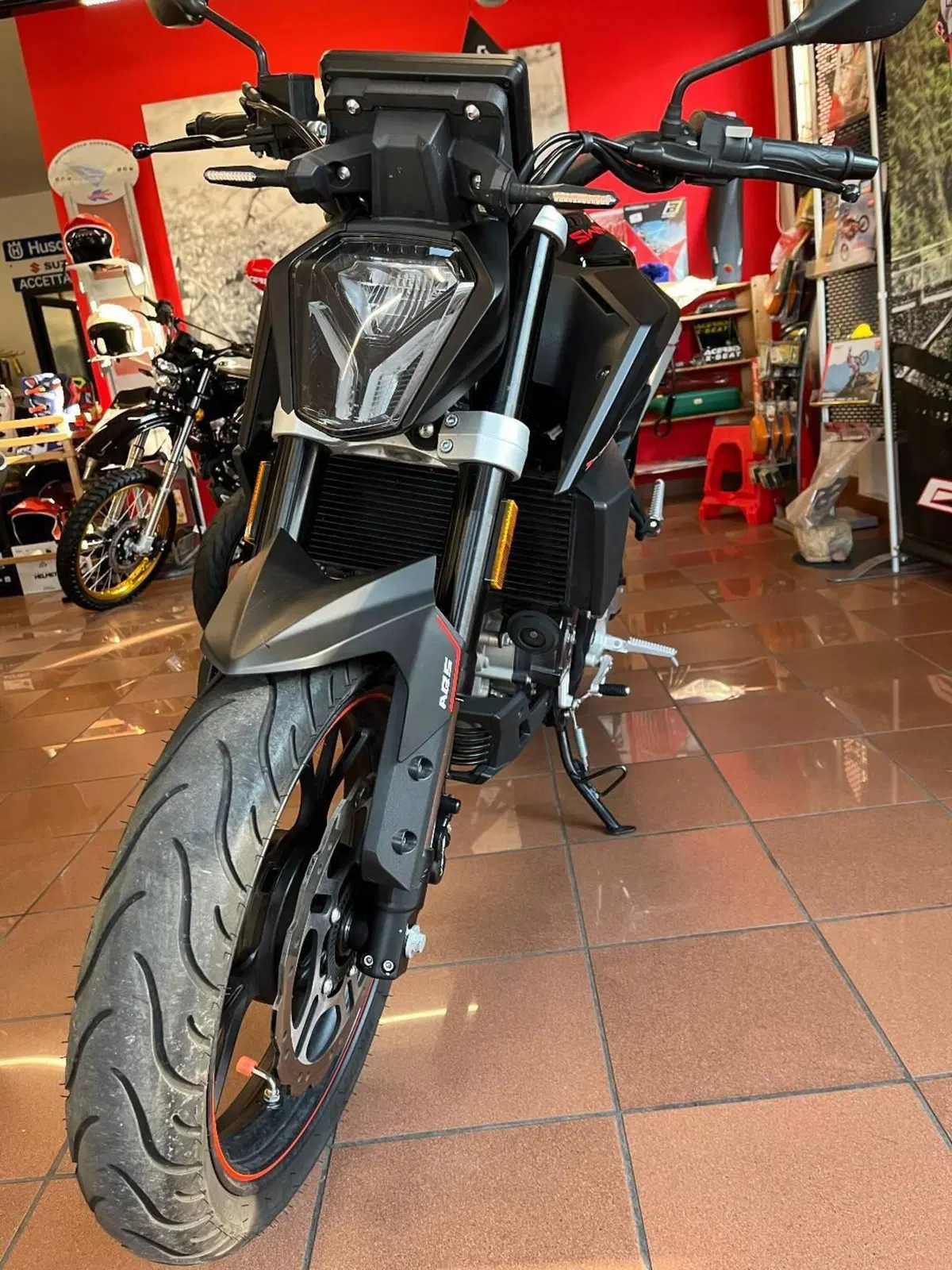 Swm Hoku 125 (2023 - 25) (3)