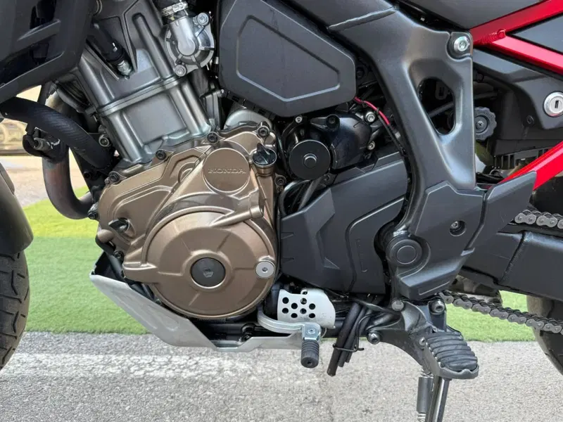 Honda Africa Twin CRF 1100L DCT (2020 - 21) (4)