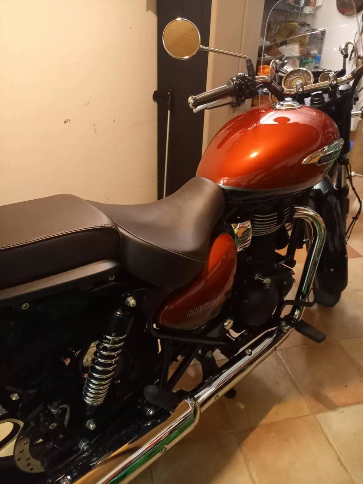 Royal Enfield Meteor 350 Aurora (2024 - 26) (7)
