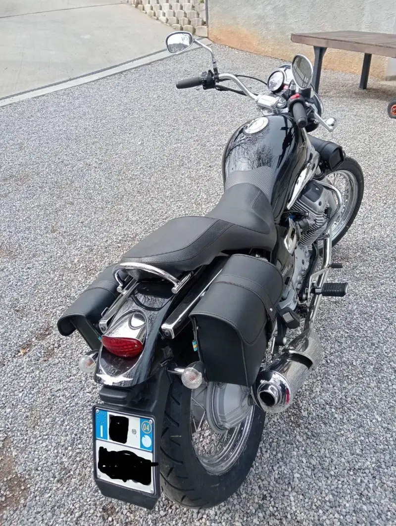 Moto Guzzi Nevada 750 Classic i.e. (2004 - 06) (3)