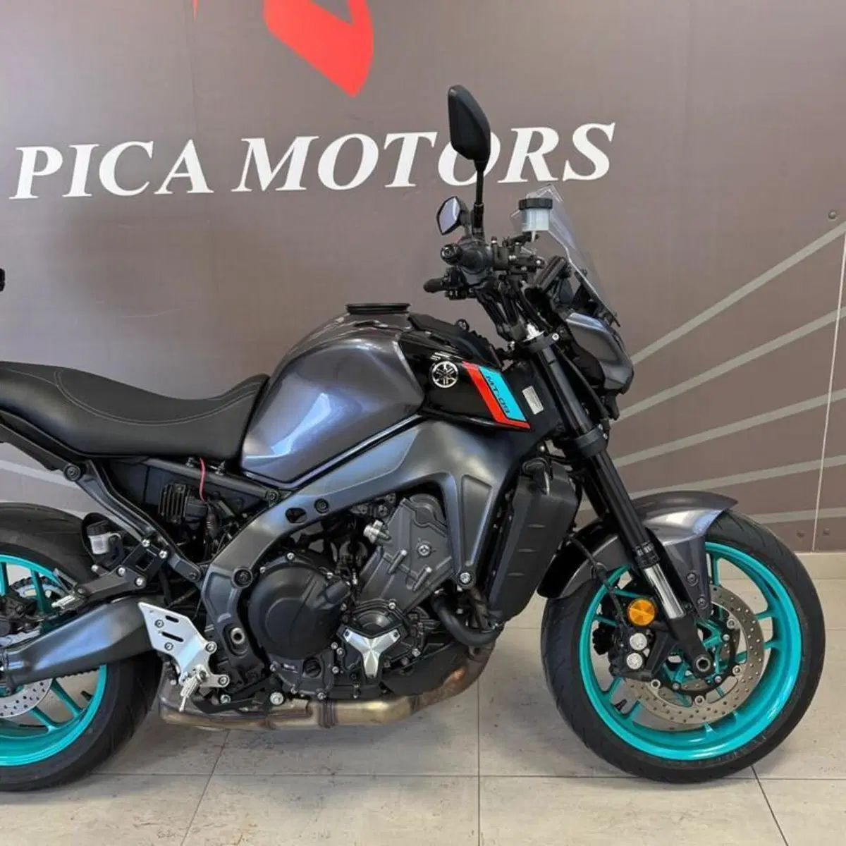 Yamaha MT-09 (2021 - 23) (3)