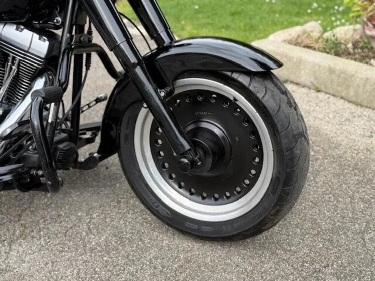 Harley-Davidson 1584 Fat Boy (2008 - 10) - FLSTF (4)