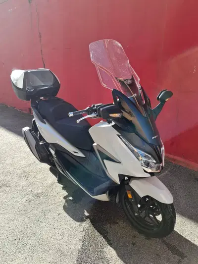 Honda Forza 350 Deluxe (2022 - 24) usata