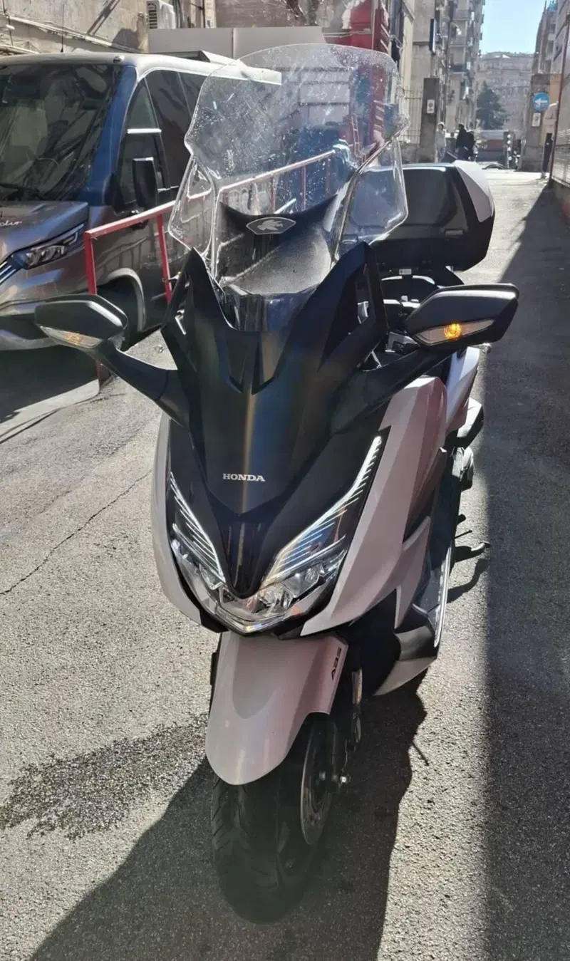 Honda Forza 350 Deluxe (2022 - 24) (6)
