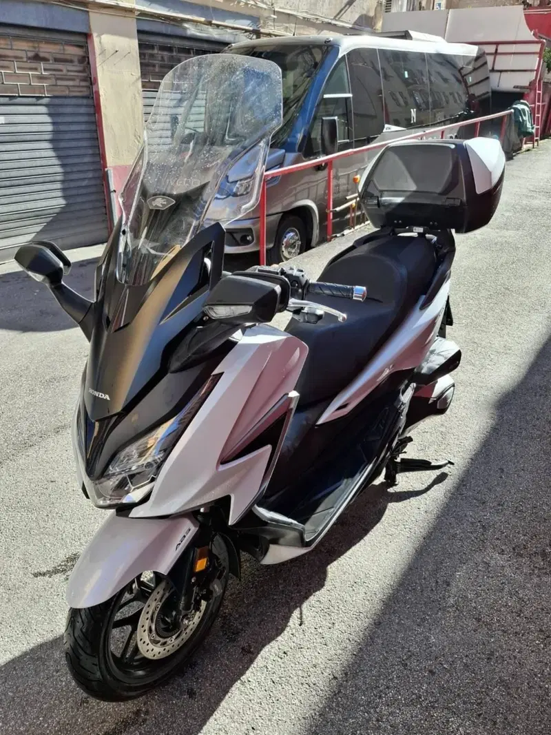Honda Forza 350 Deluxe (2022 - 24) (9)