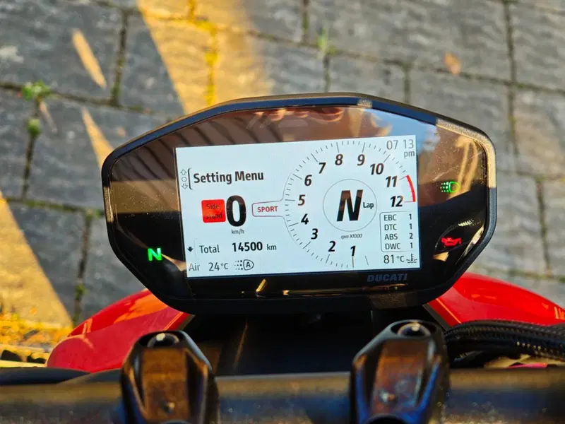 Ducati Streetfighter V2 (2022 - 24) (2)