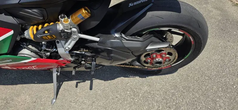 Ducati Panigale V2 Bayliss 1st Championship 20th Anniversary (2021 - 24) (5)
