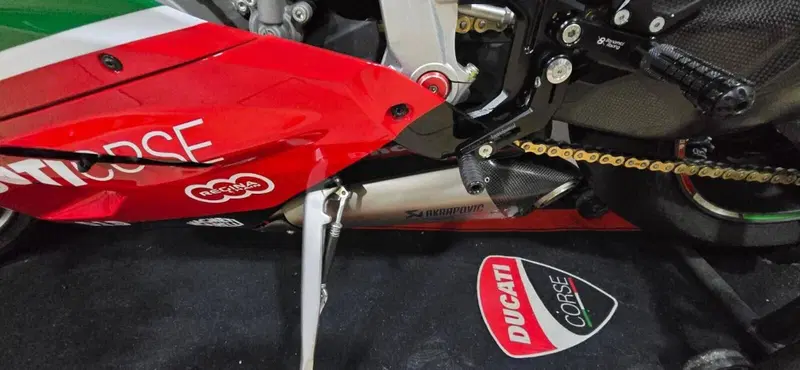 Ducati Panigale V2 Bayliss 1st Championship 20th Anniversary (2021 - 24) (12)