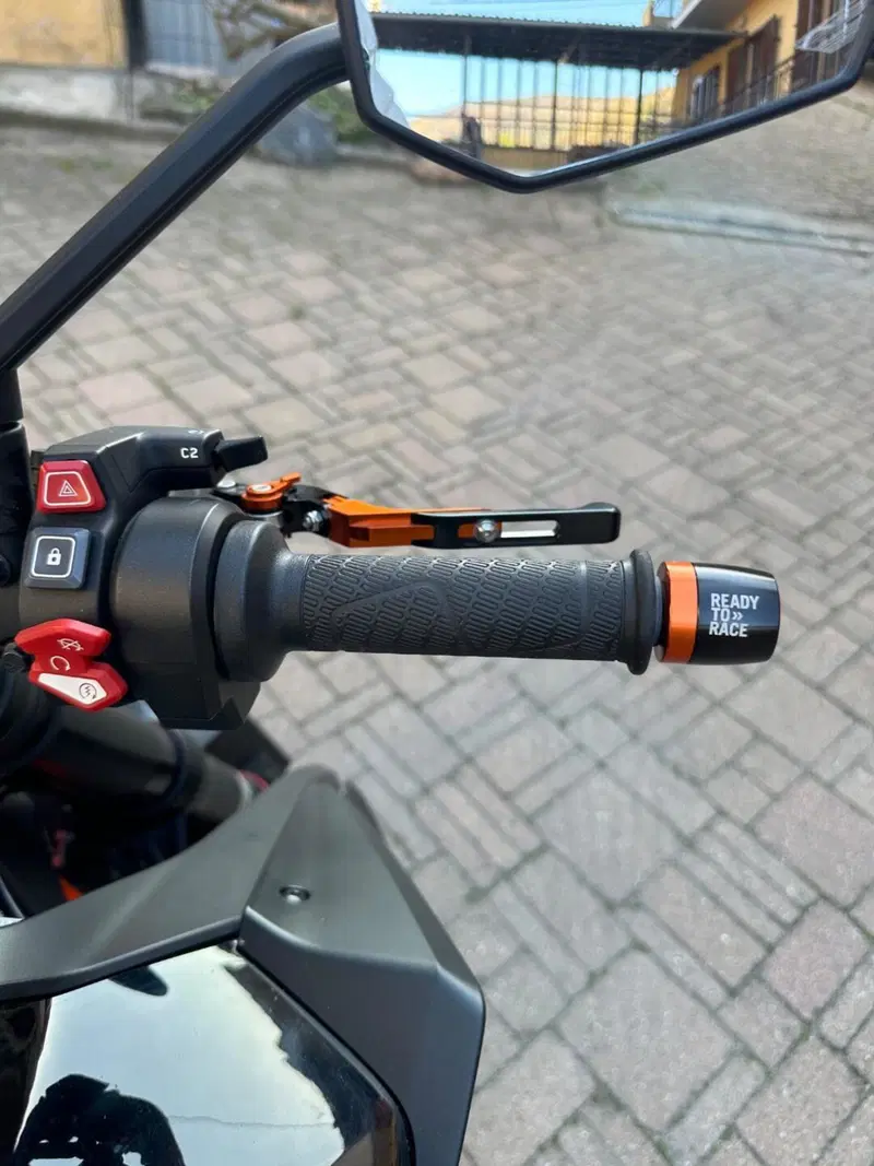 KTM 1290 Super Duke R (2021) (7)