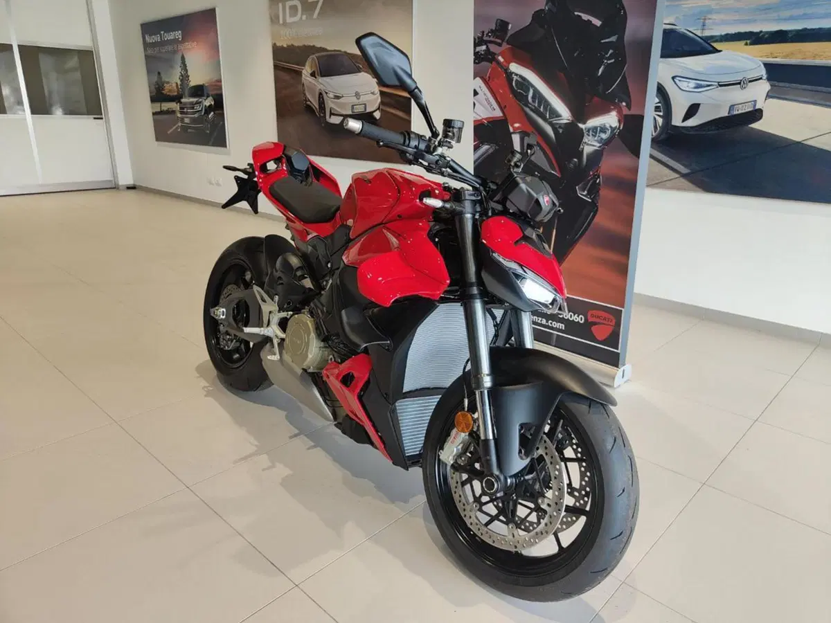 Ducati Streetfighter V4 (2025 - 26) (2)