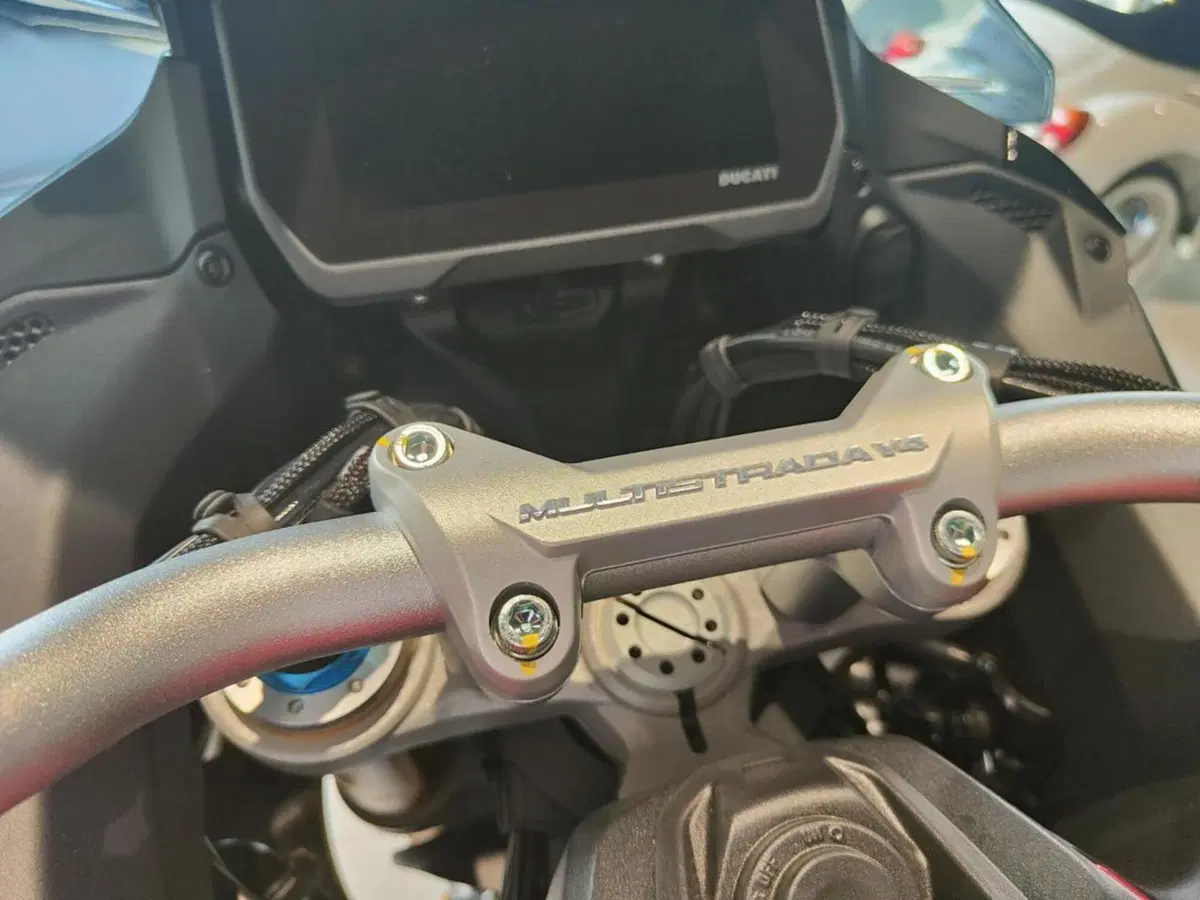 Ducati Multistrada V4 Pikes Peak (2025 - 26) (8)