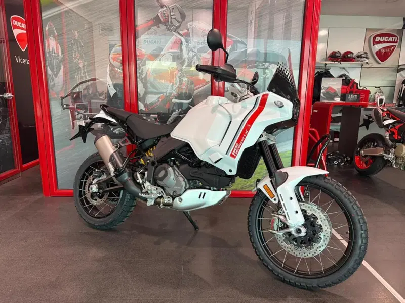 Ducati DesertX (2026)