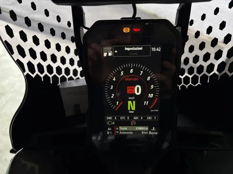 Ducati DesertX (2022 - 25) (8)