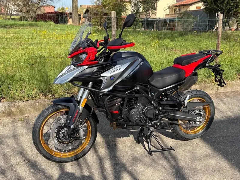 QJ Motor SRT 900 SX (2025 - 26) (2)