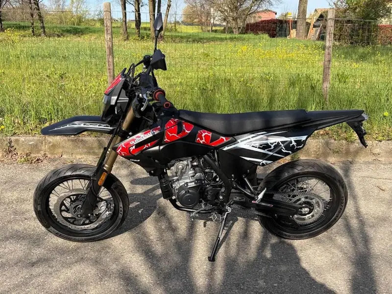 QJ Motor COV 125 (2025 - 26)