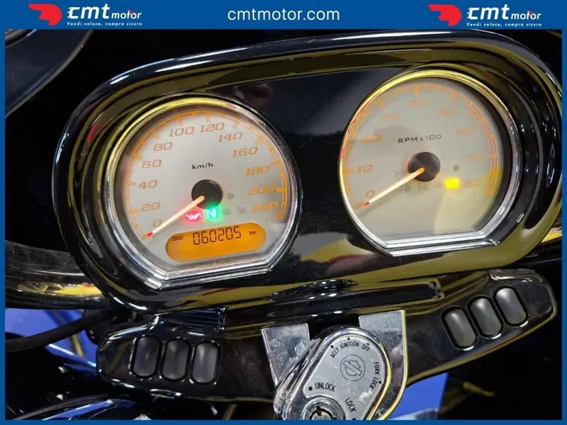 Harley-Davidson 1690 Road Glide Special (2013 - 16) (5)