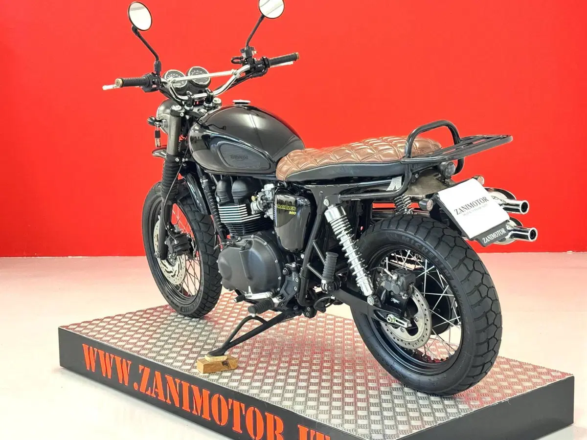 Triumph Scrambler (2006 - 17) (6)