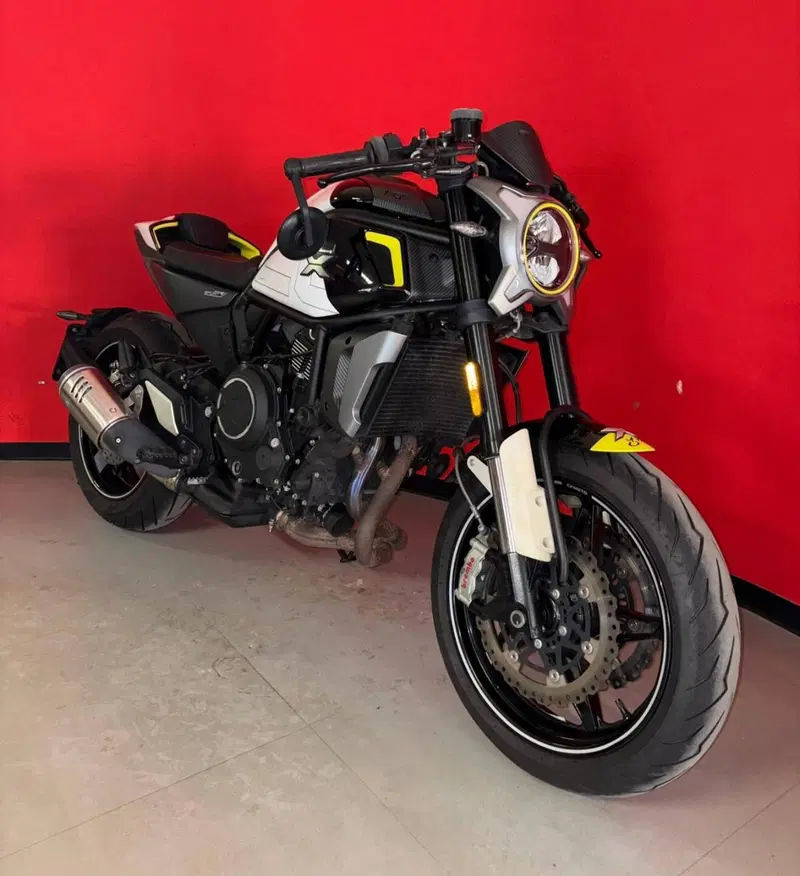 CFMOTO 700CL-X Sport (2022 - 26) (2)