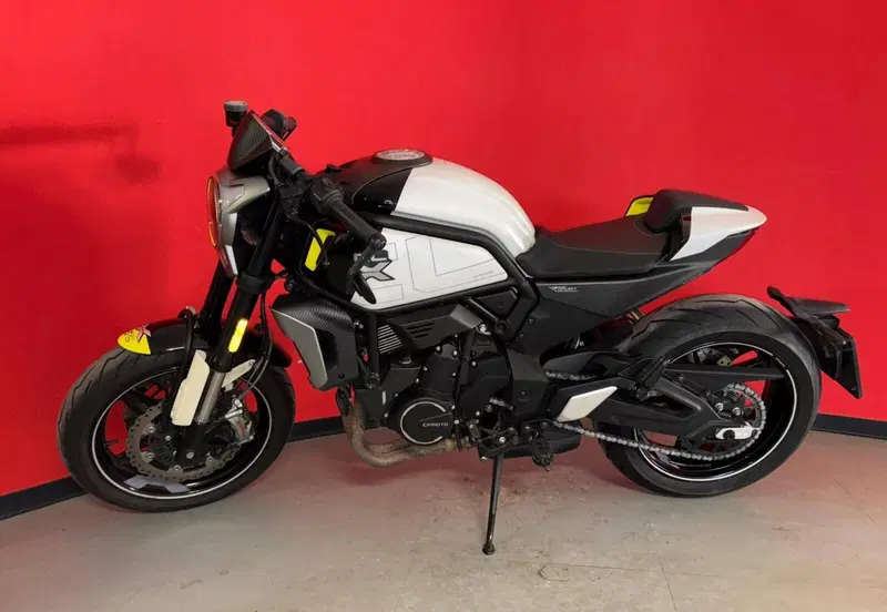 CFMOTO 700CL-X Sport (2022 - 26) (3)