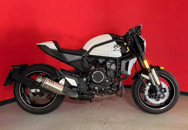 CFMOTO 700CL-X Sport (2022 - 26)