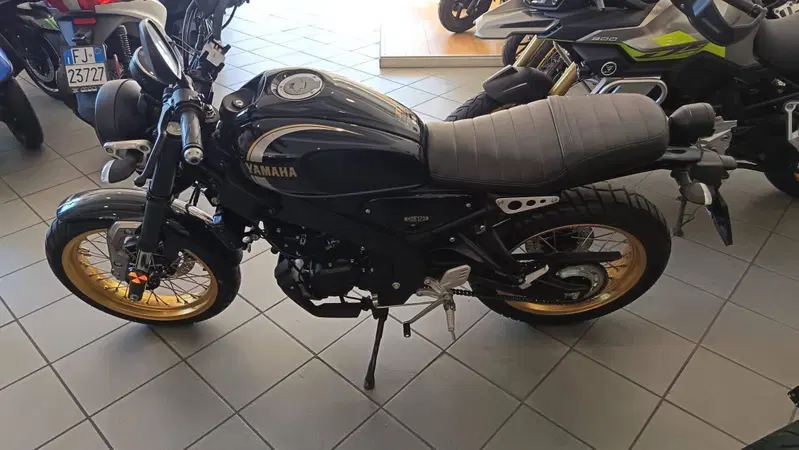 Yamaha XSR 125 (2021 - 24)