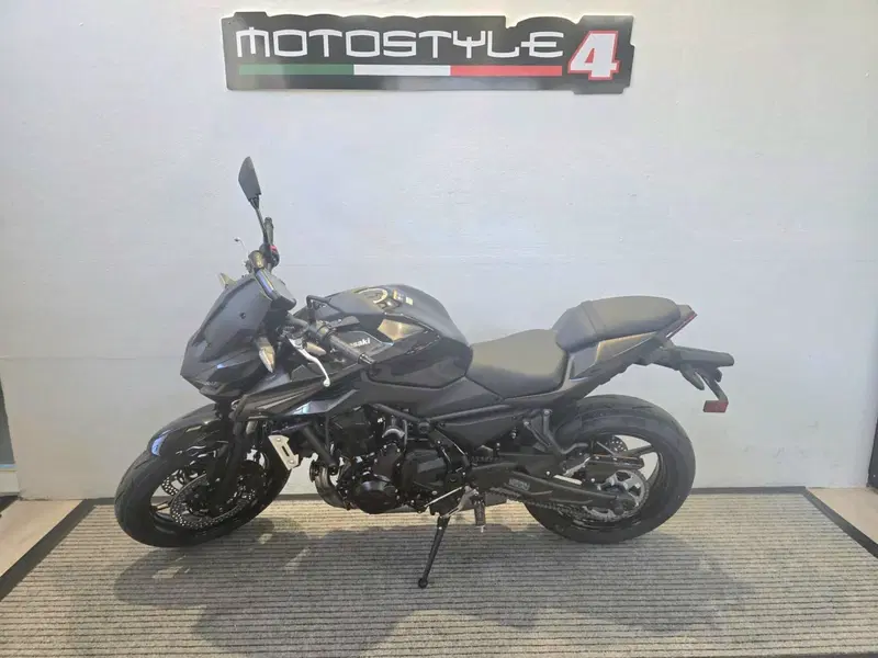 Kawasaki Z 650 S (2026) (2)