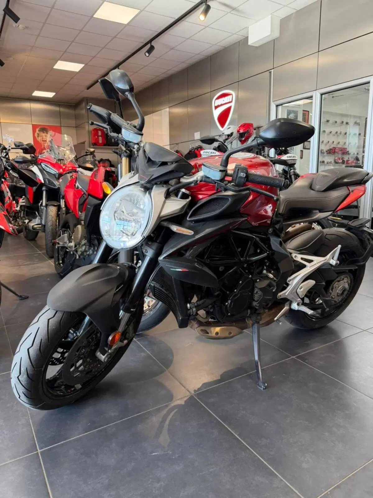 MV Agusta Brutale 800 EAS ABS (2016 - 19) (4)