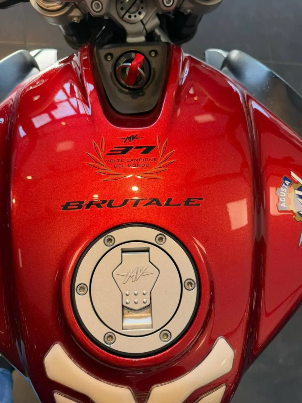MV Agusta Brutale 800 EAS ABS (2016 - 19) (6)