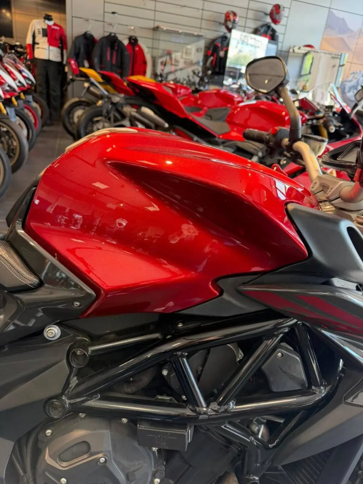 MV Agusta Brutale 800 EAS ABS (2016 - 19) (12)