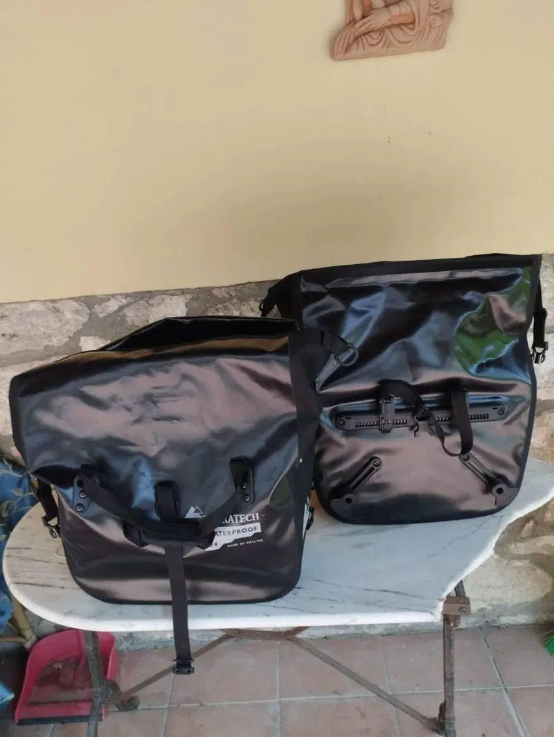Vendo borse morbide per moto marca Touratech 28 li