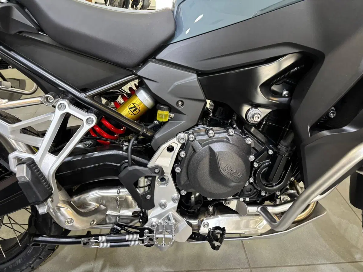 Bmw F 900 GS Adventure (2024 - 26) (5)