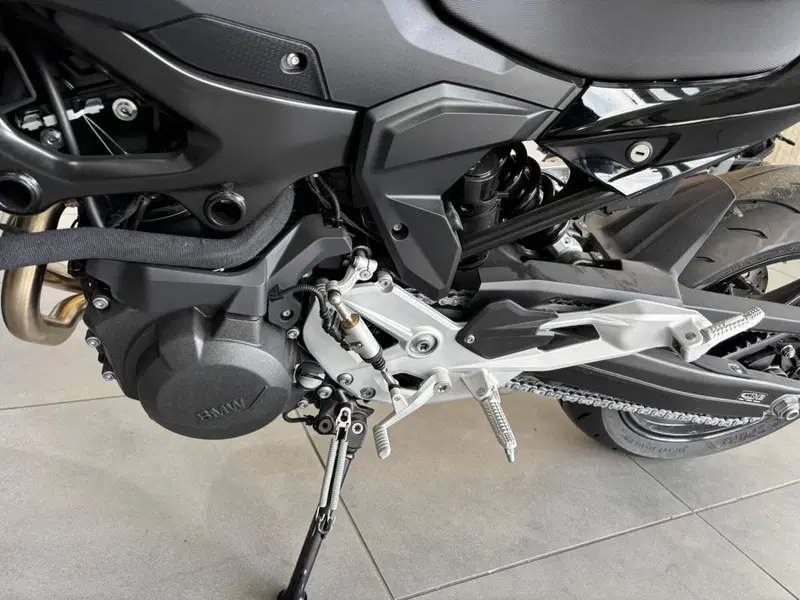 Bmw F 900 R (2025 - 26) (4)