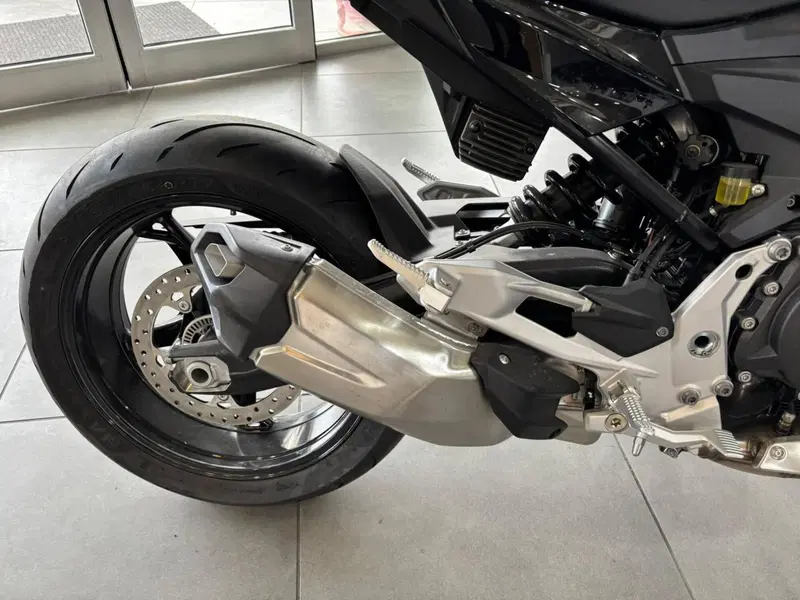 Bmw F 900 R (2025 - 26) (9)