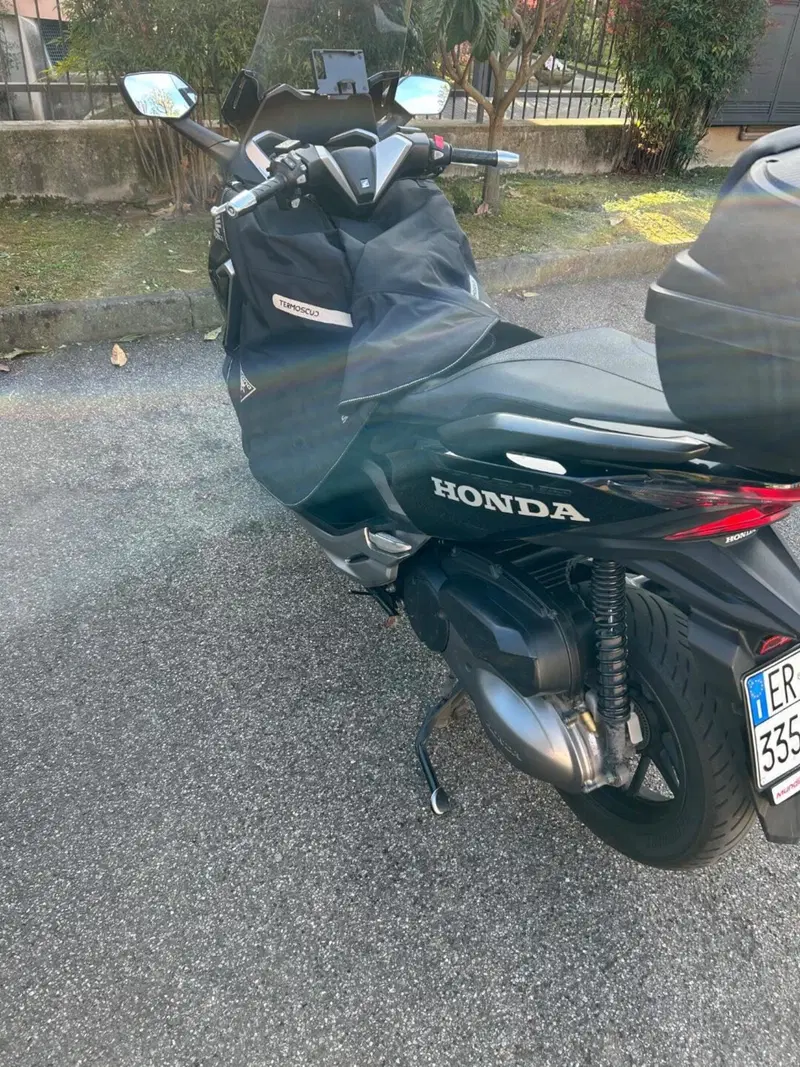 Honda Forza 300 Deluxe ABS (2018 - 20) (6)